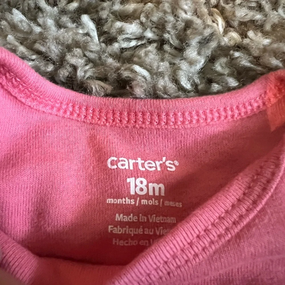 Like new Carter’s “My Mommy” onesie